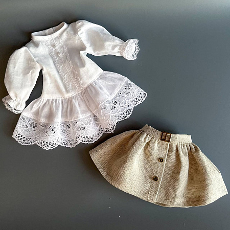 Комплект на куклу 32-35 см из  2 предметов:  Платье-туника и льняная юбка